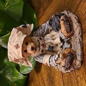 Vtg. Boyds Bears & Friends